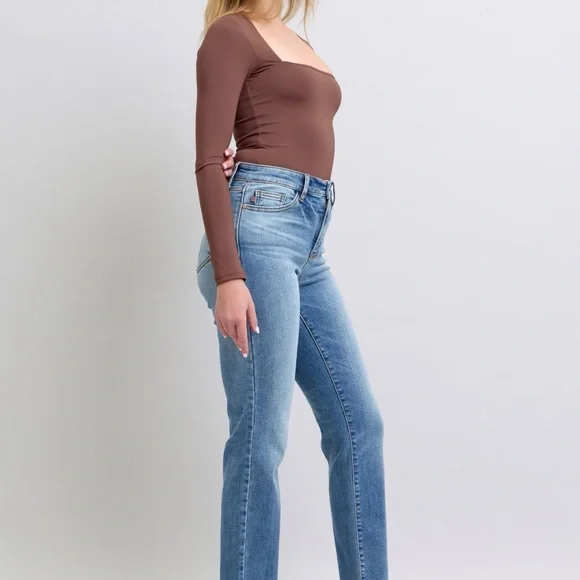 NEW🎉Judy Blue Full Size Wash Thermal Straight Jeans with Pockets ON SALE* - Picture 8 of 10